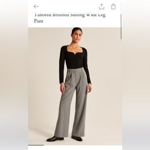 Abercrombie and Fitch Grey wide leg trousers - Size M